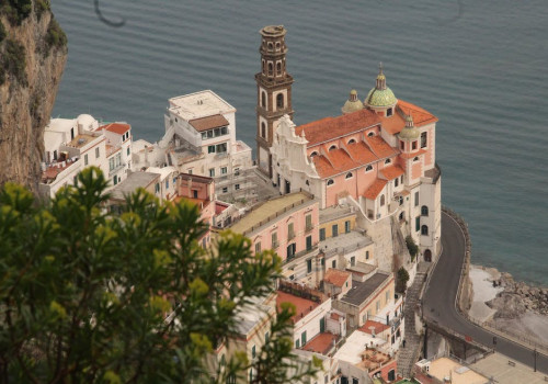 Atrani Beach: het rustige strandje naast Amalfi en hoe je er te voet komt