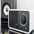 Wat kost een DAB+ radio in 2026 en is overstappen de moeite waard